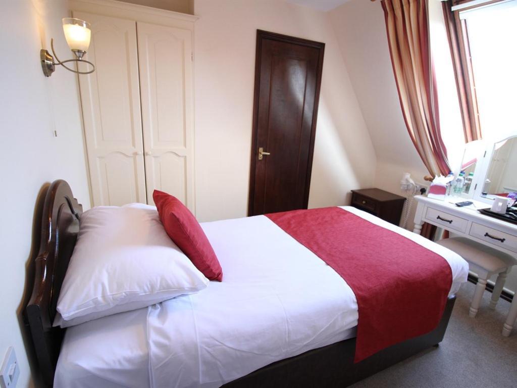 Pilgrims Hotel Canterbury Phòng bức ảnh
