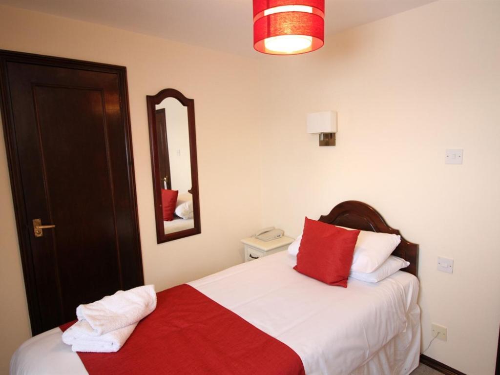 Pilgrims Hotel Canterbury Phòng bức ảnh