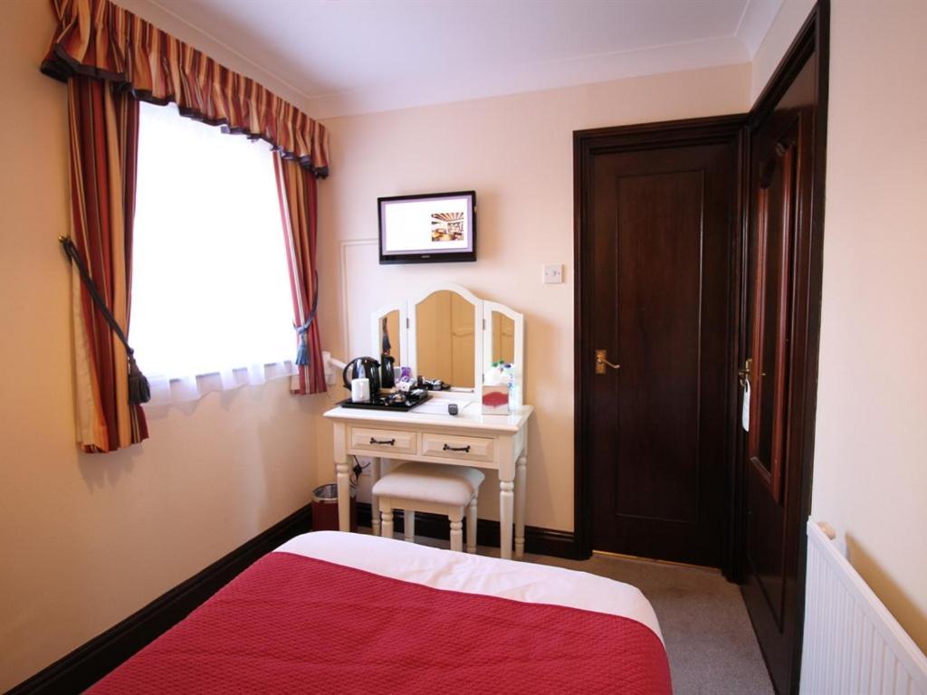 Pilgrims Hotel Canterbury Phòng bức ảnh